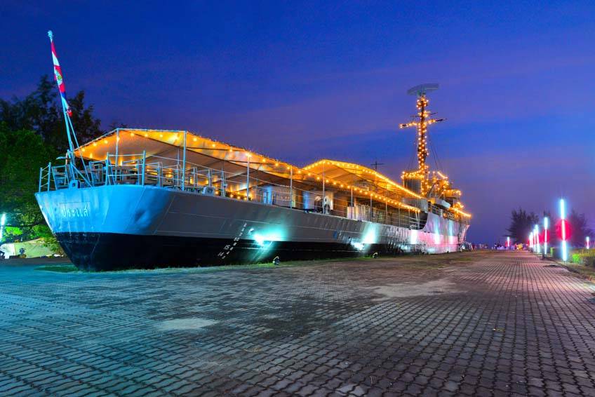 อนุสรณ์สถานเรือรบหลวงประแส ระยอง ปากน้ำประแส